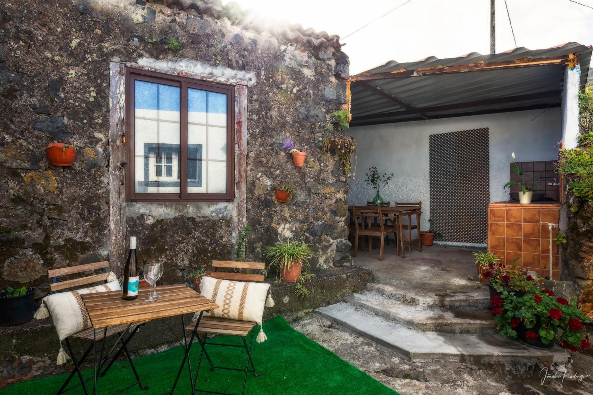 Casita Juan Carro Un Oasis De Paz Lägenhet Puntallana Exteriör bild